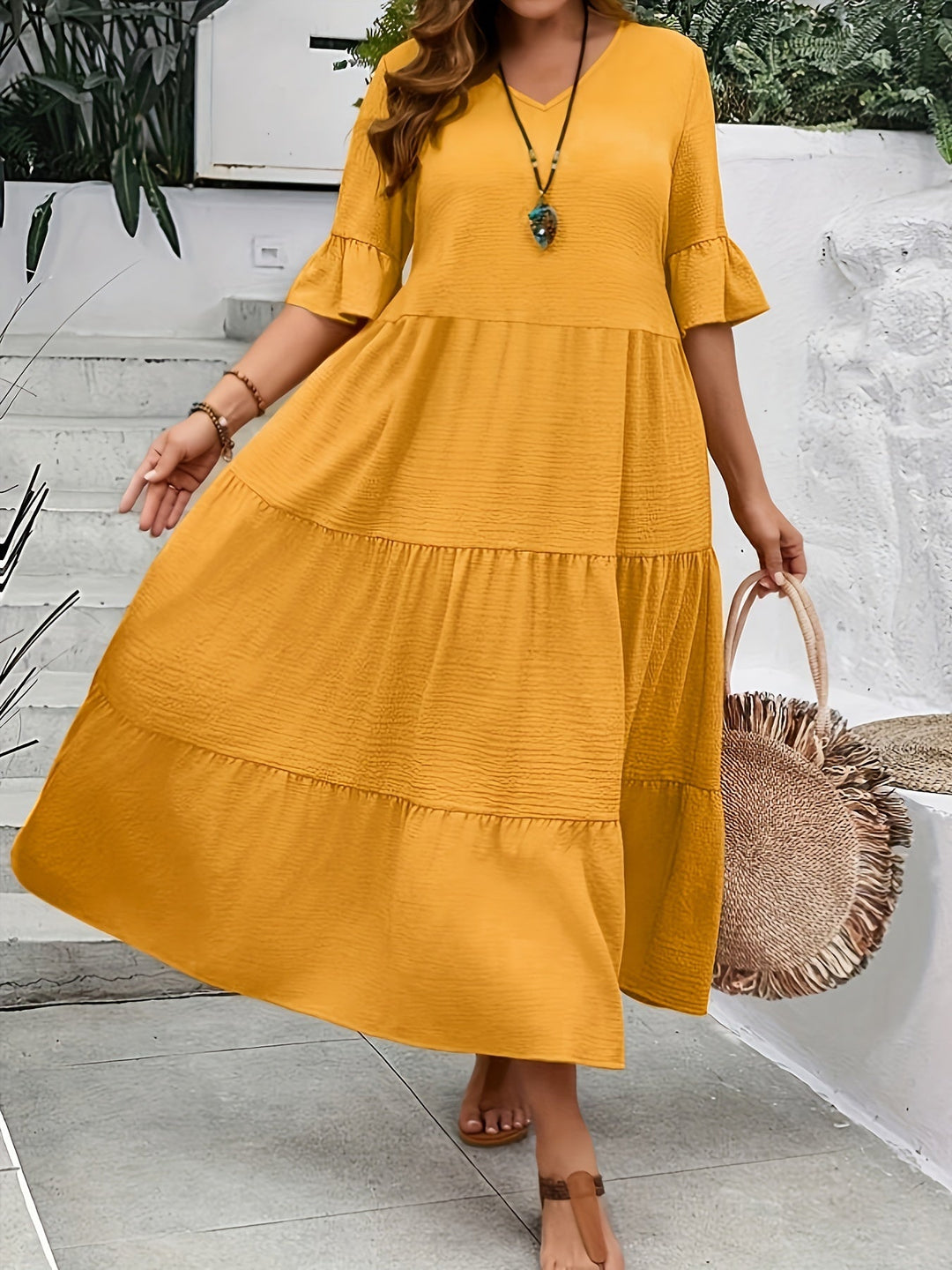 Avelisse - Graceful Flowy Dress