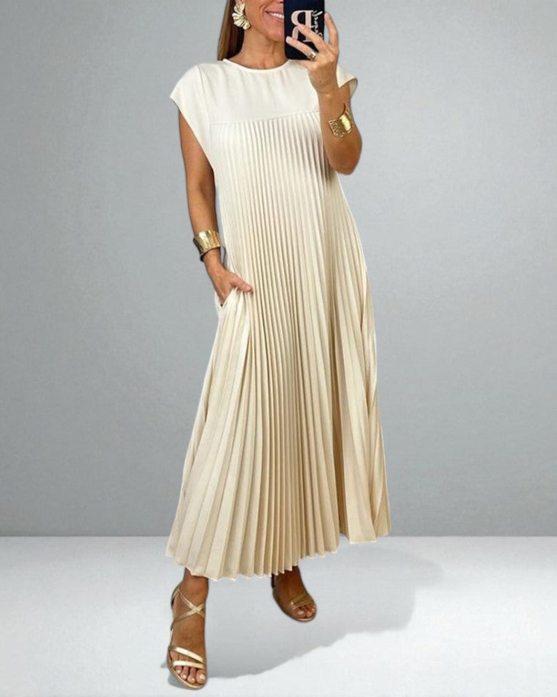 The Jolijn Pleated Dress