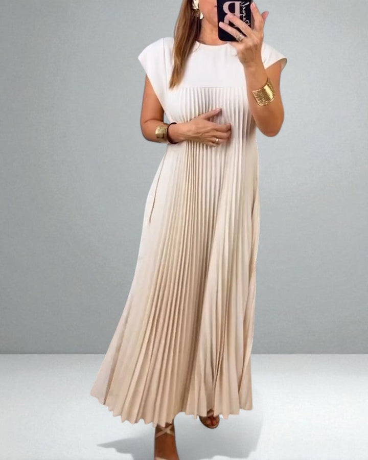 The Jolijn Pleated Dress