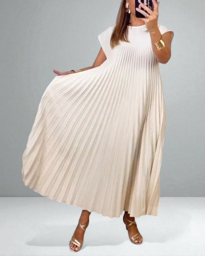 The Jolijn Pleated Dress