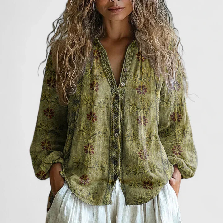 Jayzlynae | Retro Chic Blouse